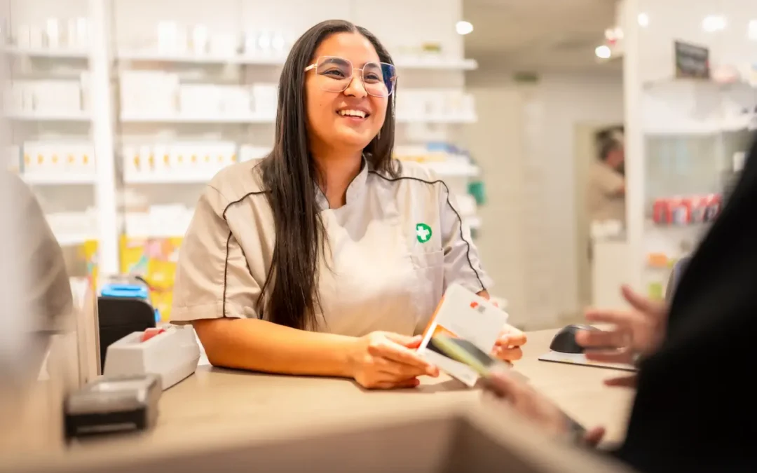 Préparateur en pharmacie : un métier d’avenir aux multiples facettes